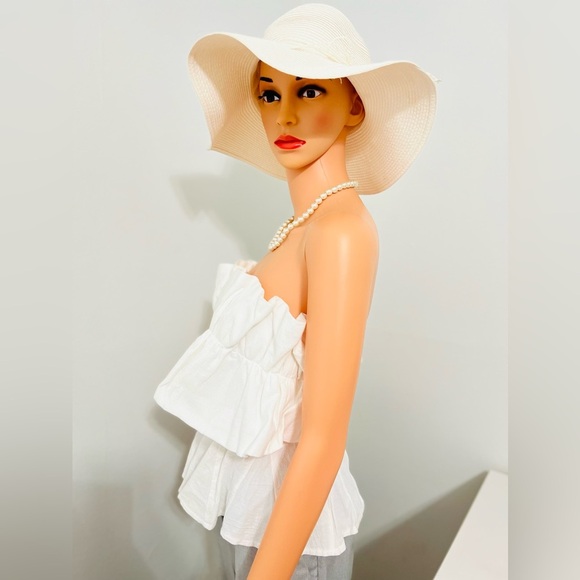 ‼️FINAL SALE MUST GO‼️🩷✨AMBITION GORGEOUS WHITE TOP✨🩷 - Picture 4 of 8